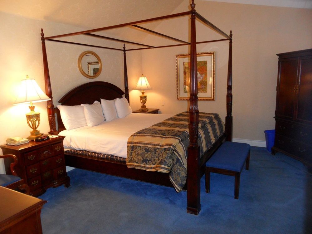 Hotel Town And Country