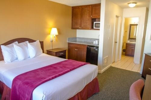 Hotel California San Diego