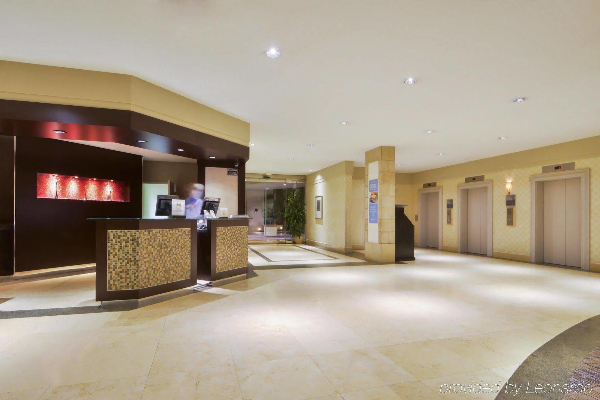 Doubletree By Hilton Circle Hotel San Diego