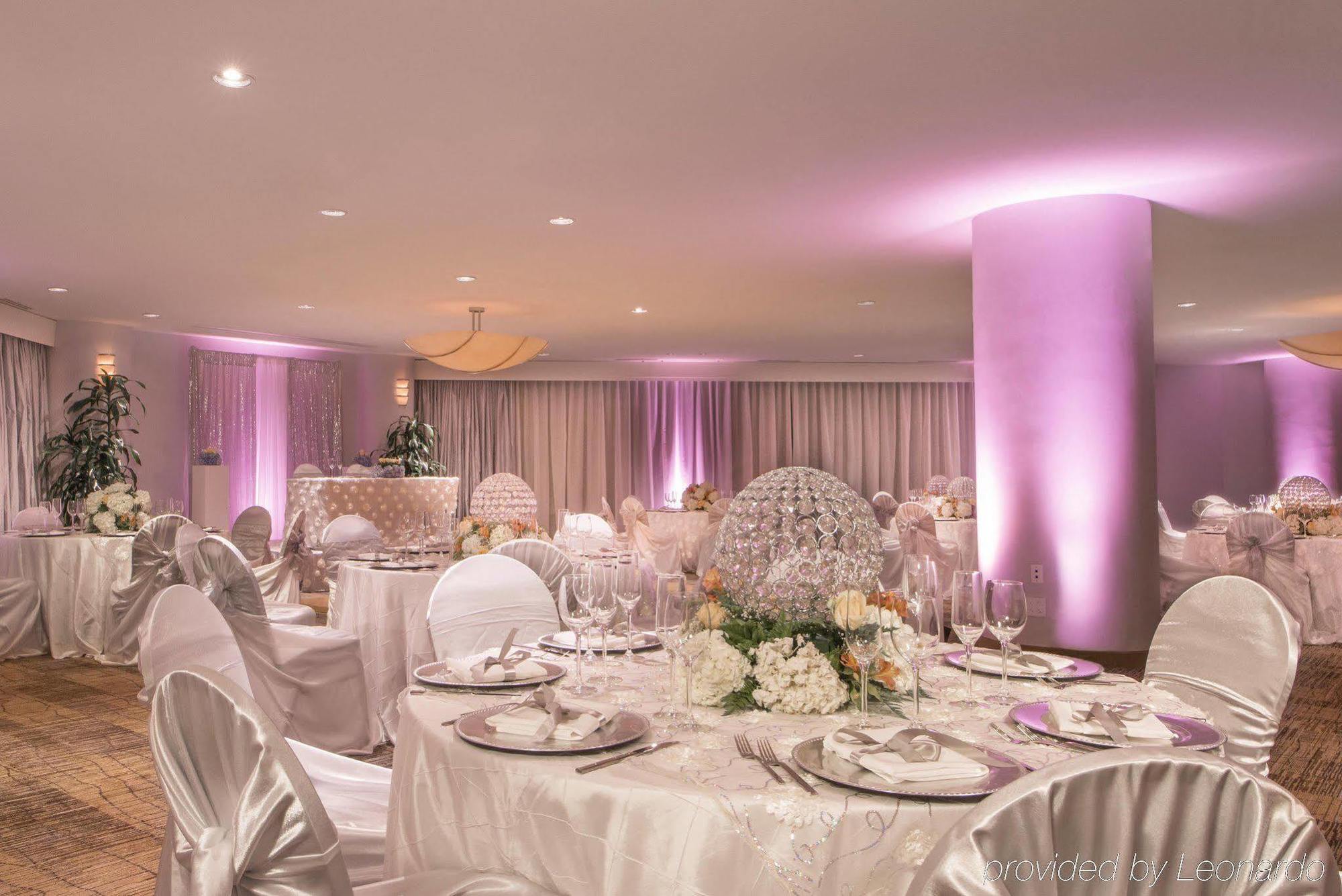 Hotel Doubletree By Hilton Circle 3*