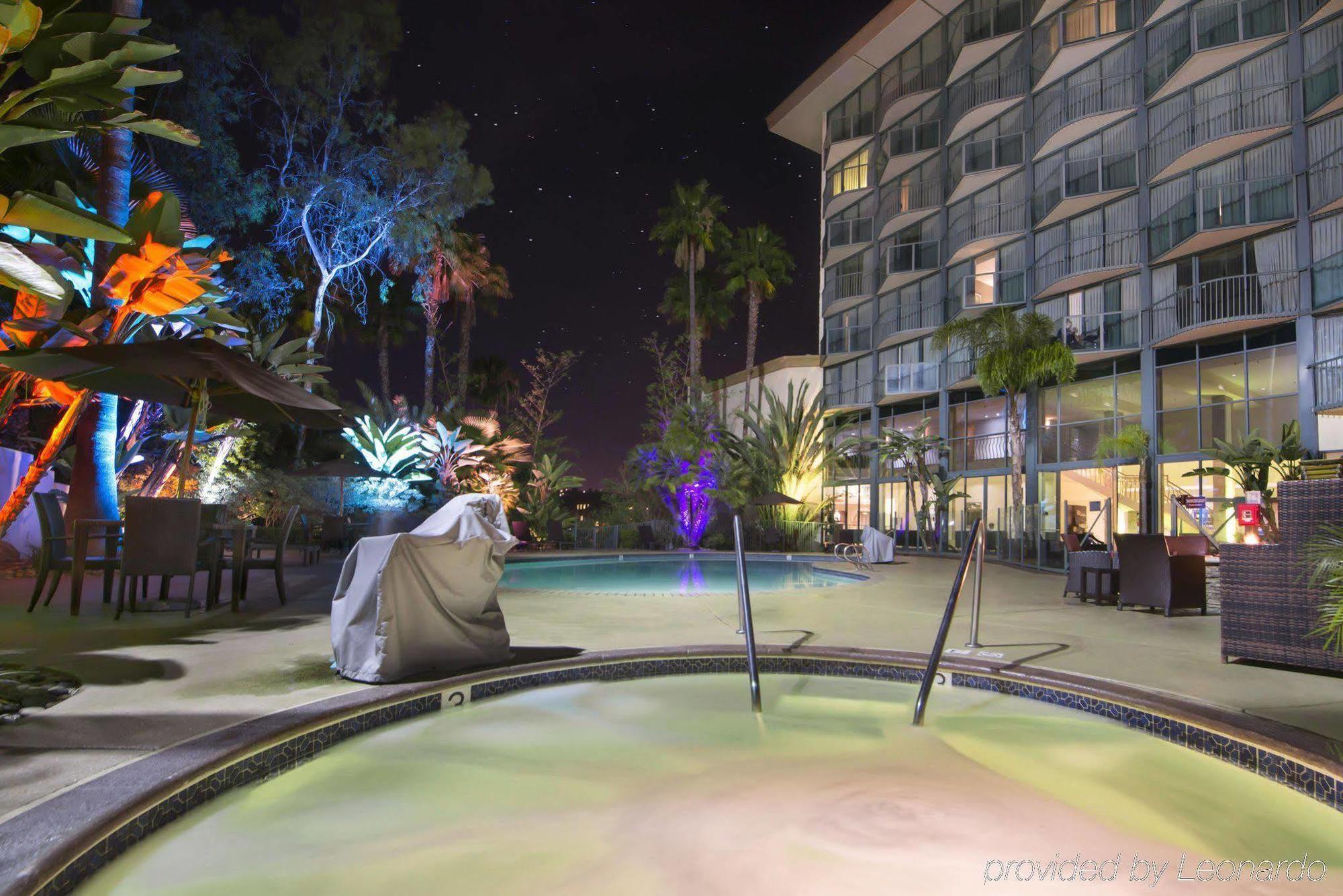 Doubletree By Hilton Circle 3*