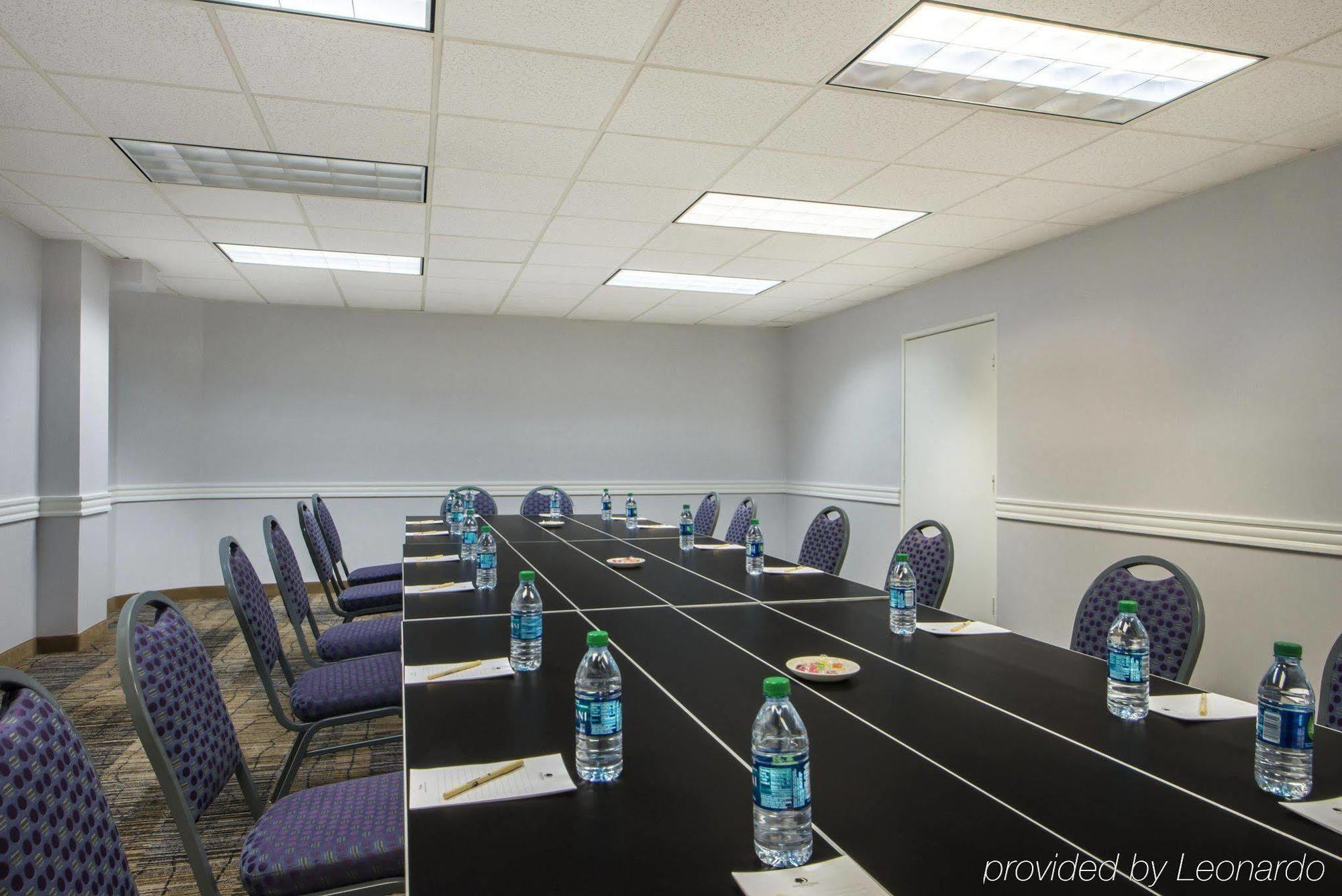 Doubletree By Hilton Circle 3*