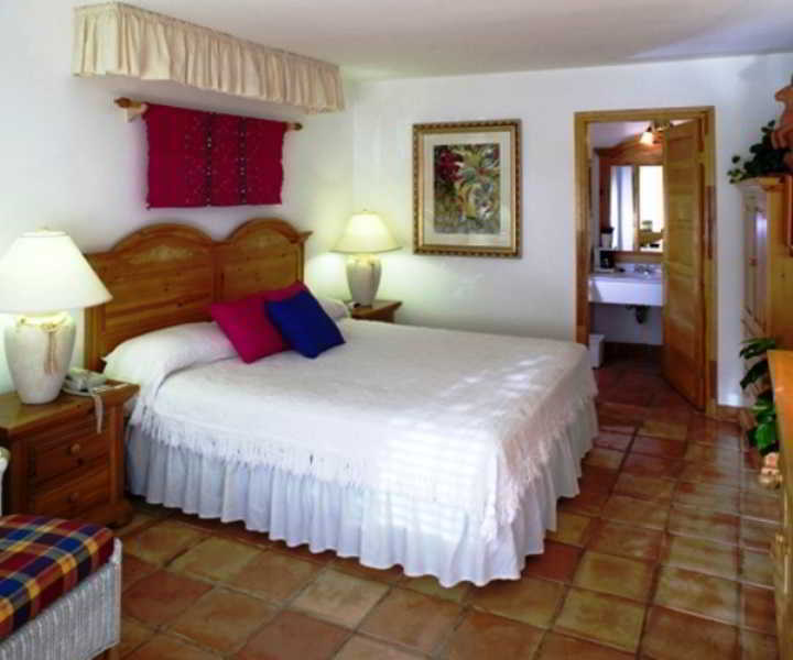Town And Country 4*
