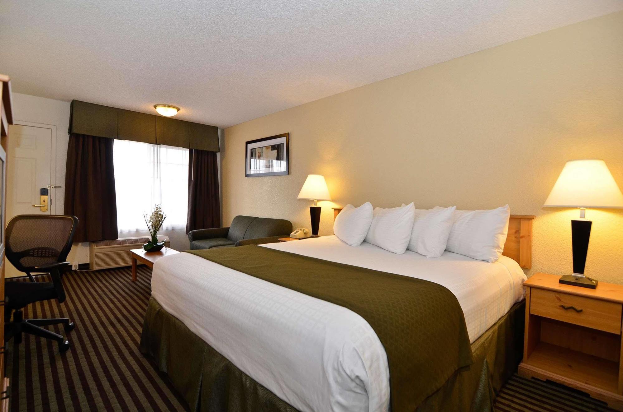 Western Americana 3*