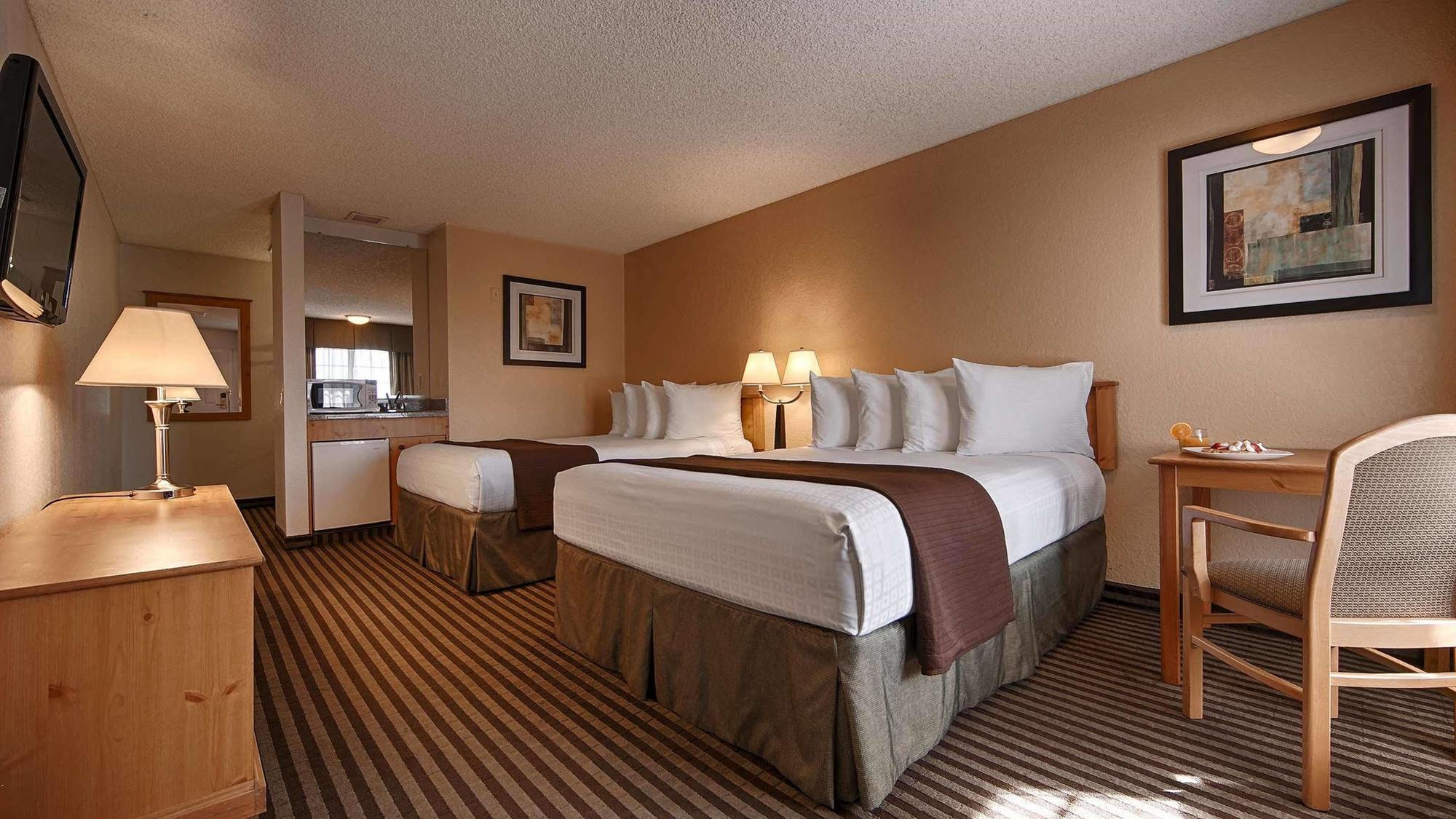 Hotel Western Americana 3*