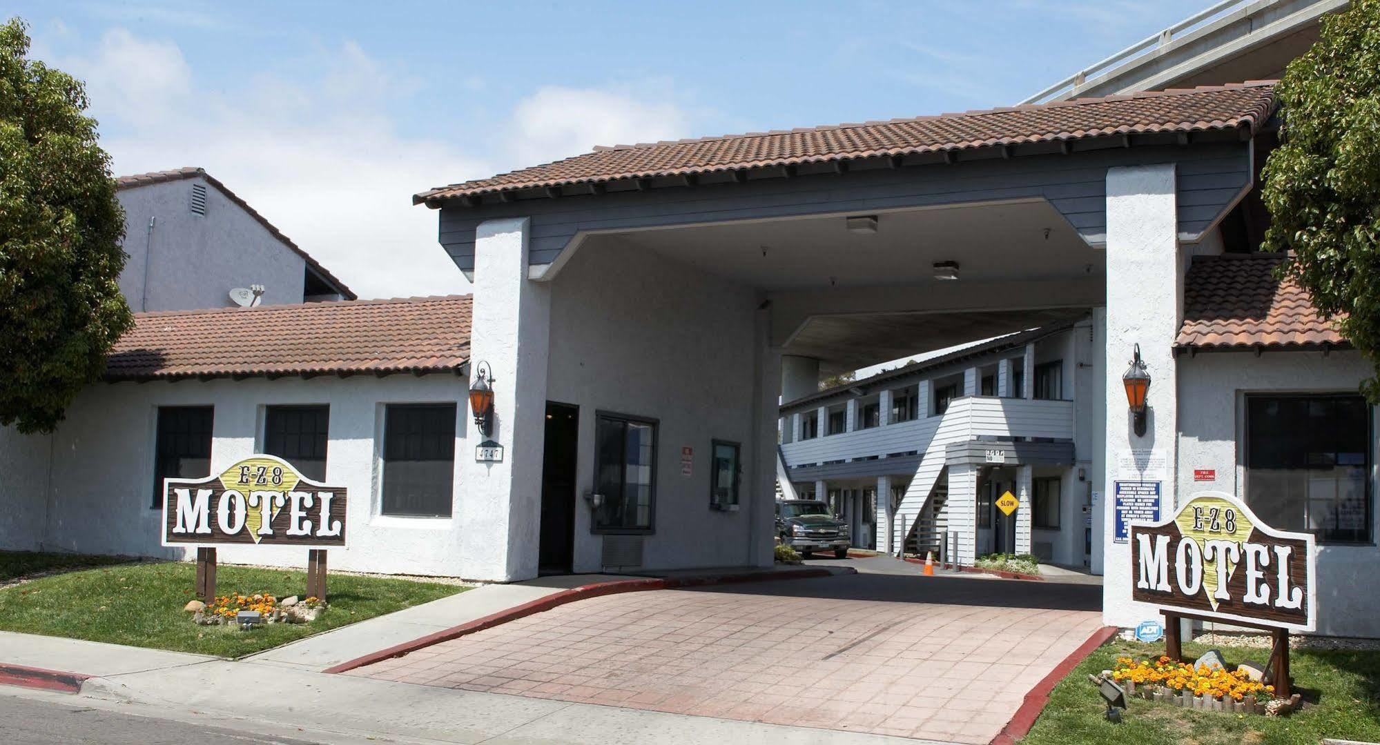 Ez 8 Old Town Motel 2*