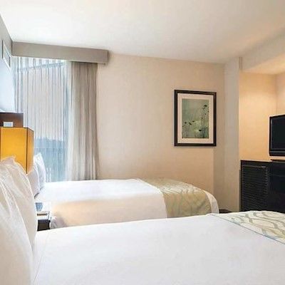 Doubletree By Hilton Circle 3*