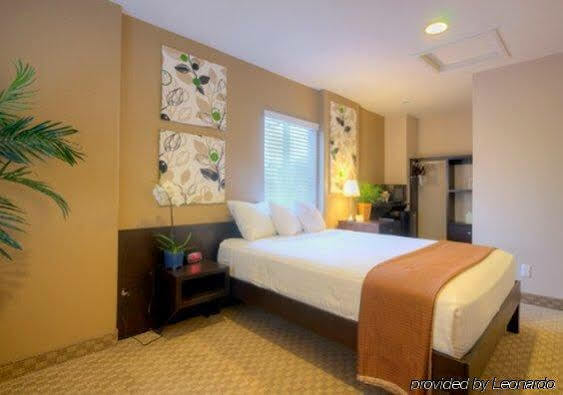 Hotel Fairfield & By Marriott Pacific 2*