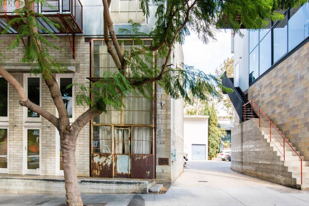 Look Out Over Little Italy From A Unique Urban Treehouse Apartment *