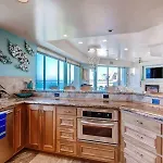 House By The Ocean