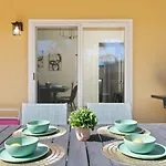 Lovely Ocean View Beach House 3Br Sleeps 9