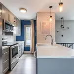Porchlight Home Central San Diego Free Parking