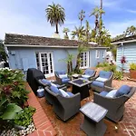 Oceanfront Dog Friendly Home With Waterfront Porch, Gas Grill, Hot Tub & Fire Pit