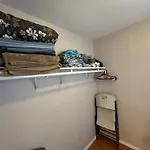 Huge Stand Alone Guest House In Heart Of La Jolla