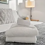 Ainsworth Oasis: The Family Retreat Starts Here