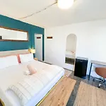 Ith San Diego Beach Bungalow Surf Hostel (Adults Only)