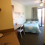 Vantaggio Suites