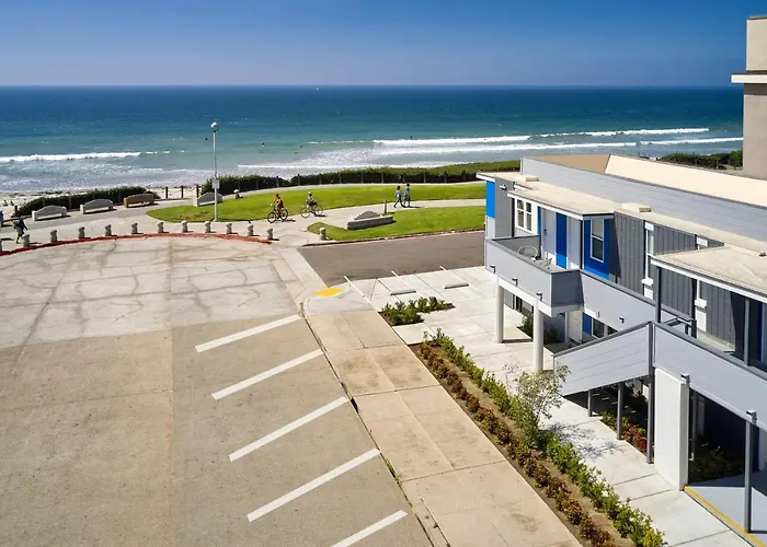 Pacific View Inn
