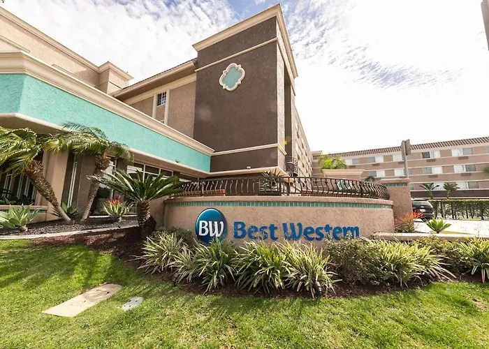 Best Western Inn & Suites San Diego Zoo -Seaworld Area