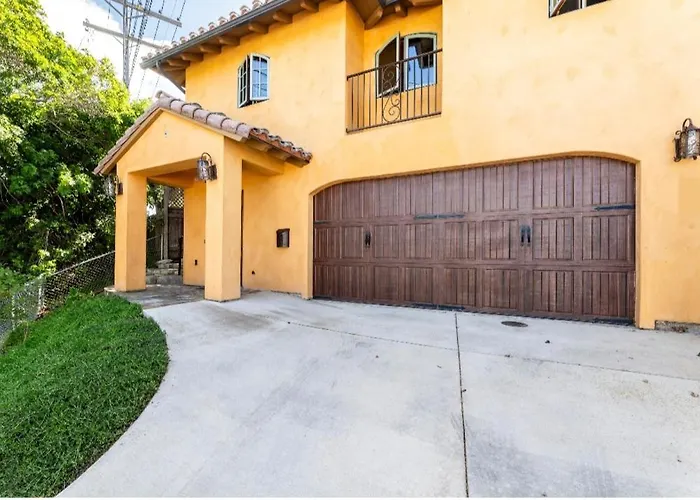 The Little Pumpkin Guest House
