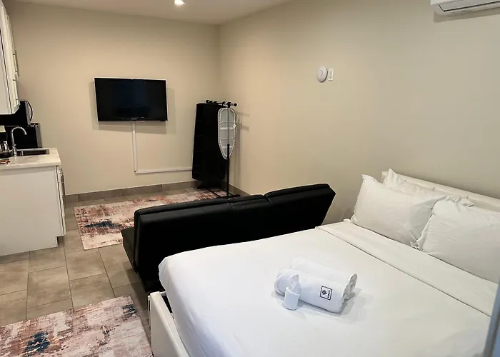 Studio With Private Entrance Next To Balboa Park