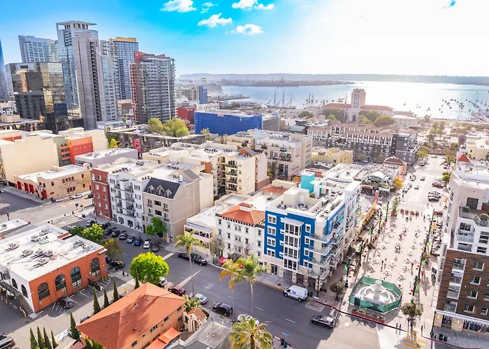Urban Boutique Hotel- Little Italy, Downtown San Diego