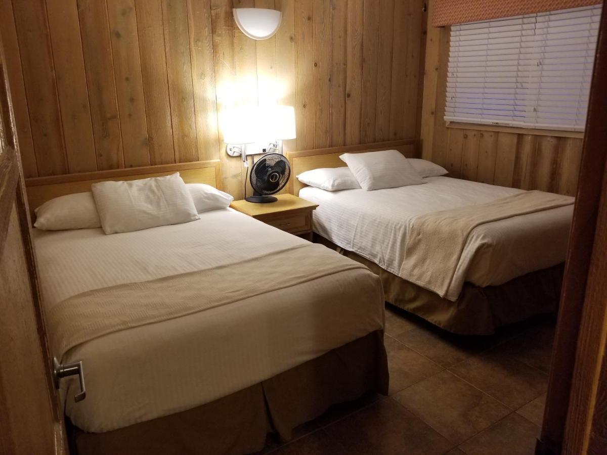 The Hotel 3*