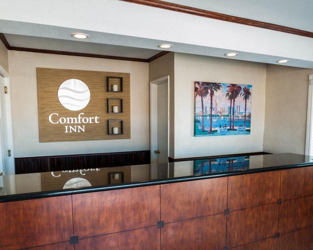 Inn Comfort Airport At The Harbor 2*
