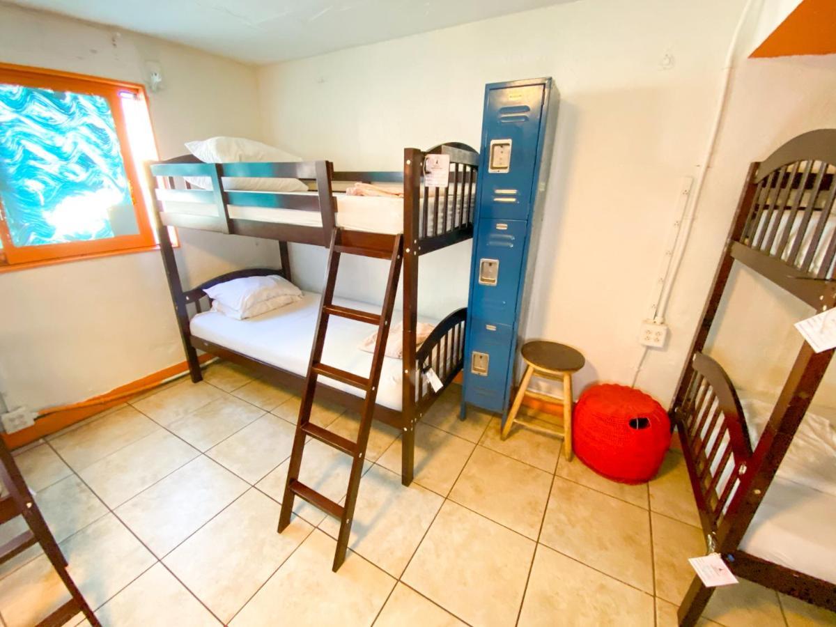 Ith Surf (adults Only) Hostel *
