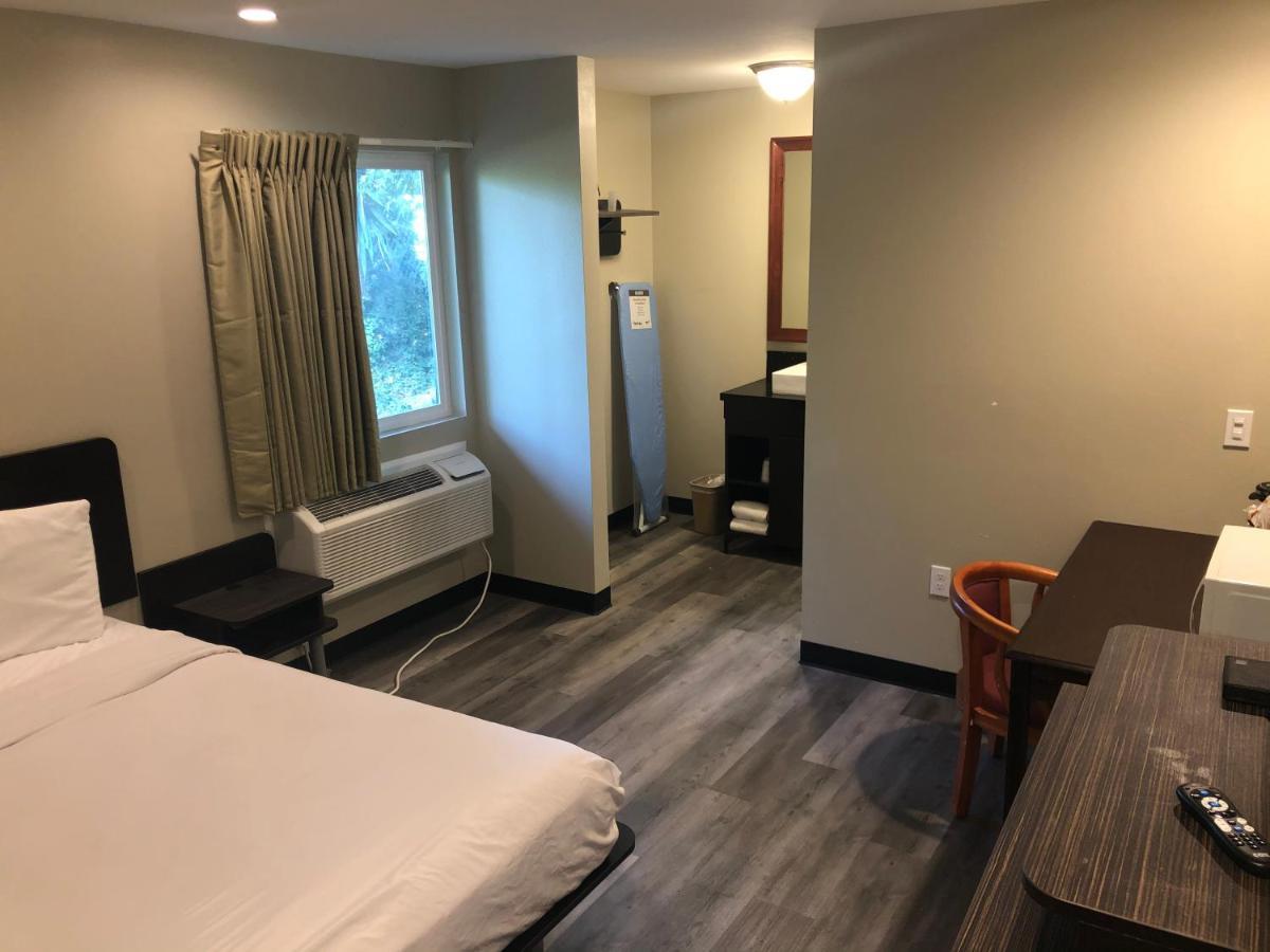 Primera 2* San Diego