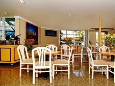 Express Airport-old Town By Ihg