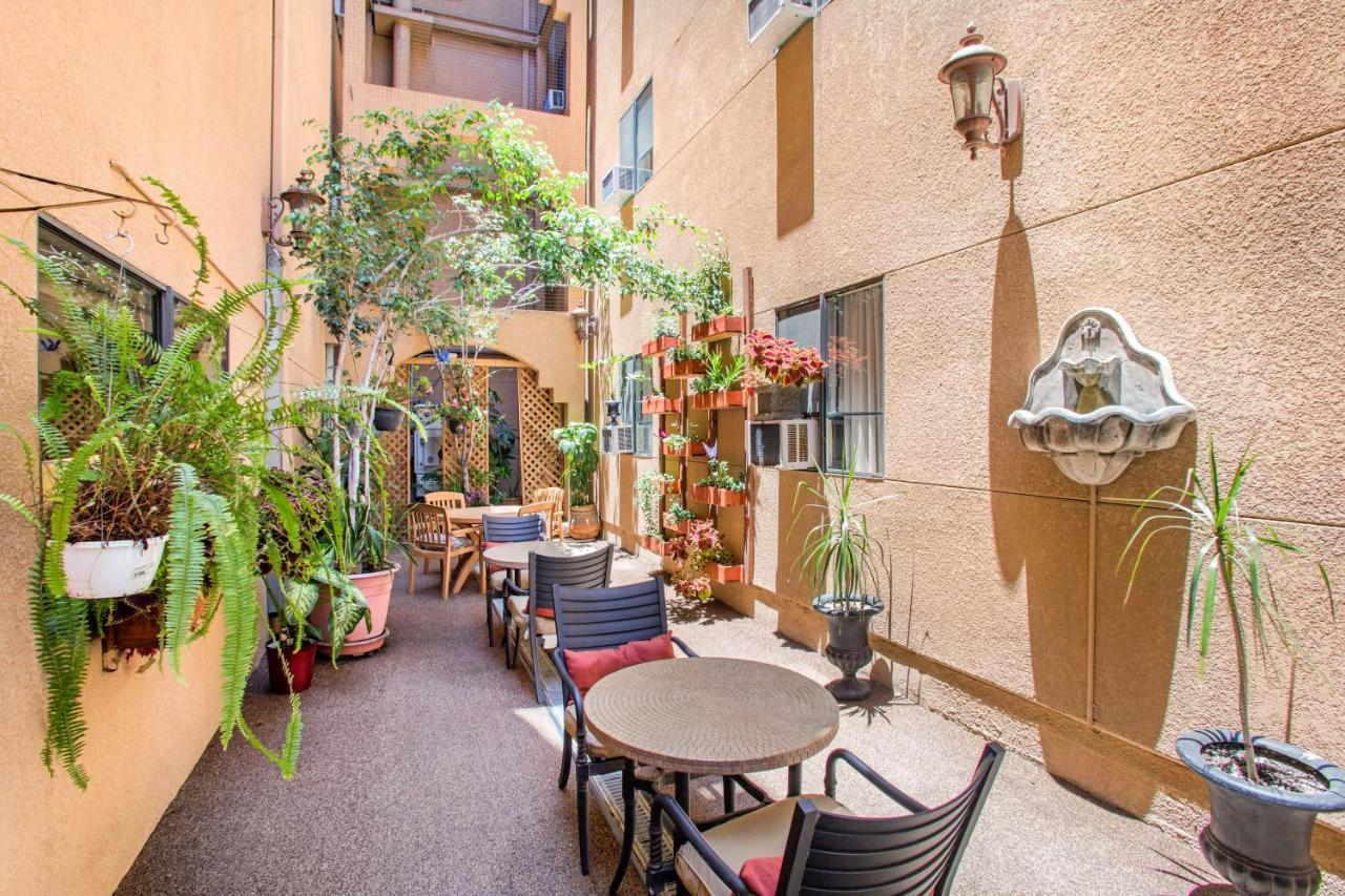 Comfort Gaslamp Convention Center 3*