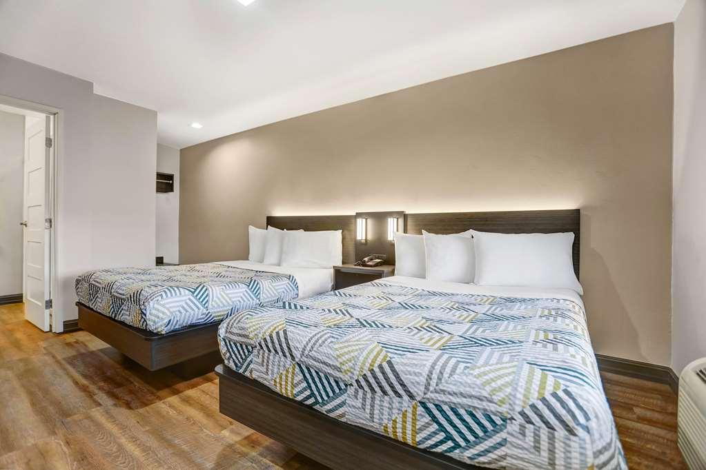 6 San Diego, Ca Airport Harbor 3*