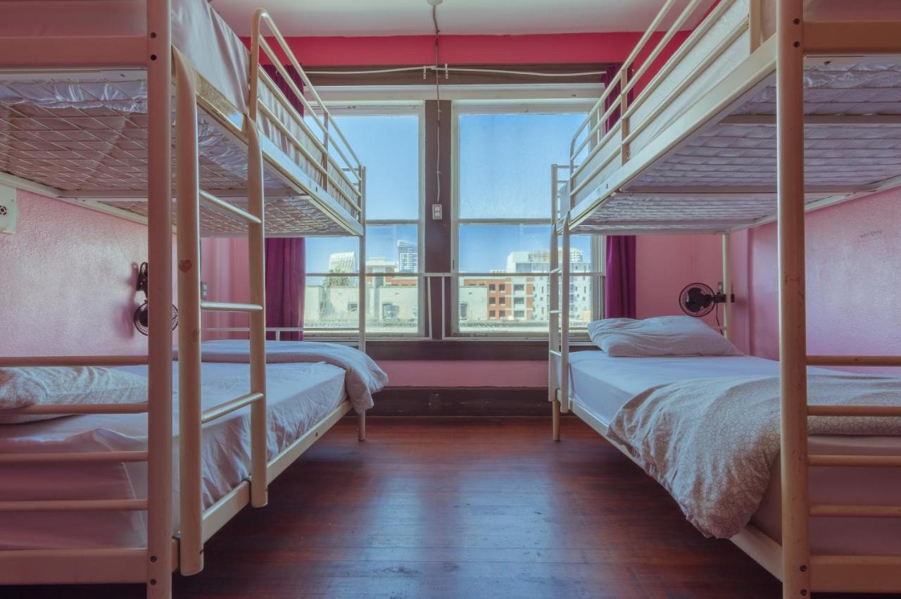 Lucky D's Youth And Traveler's Hostel San Diego