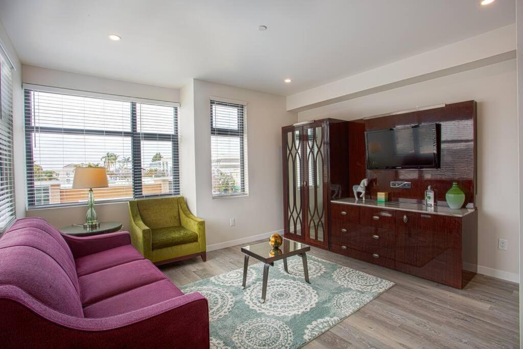 Apartment One Bedroom With Downtown View