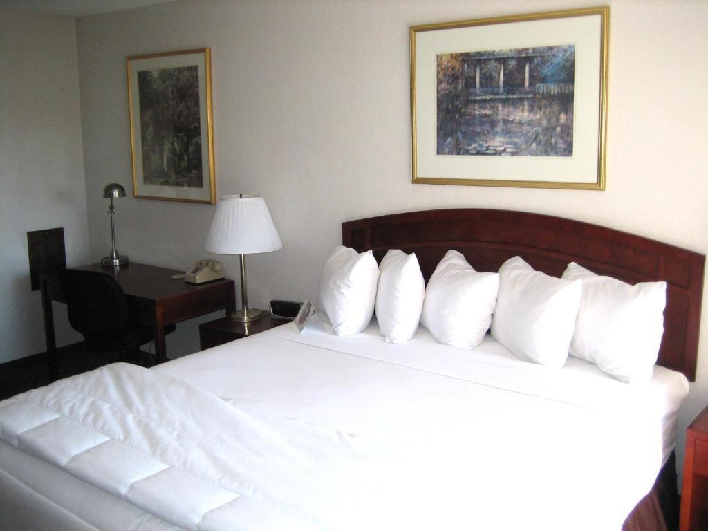Days By Wyndham San Diego/downtown/convention Center Hotel San Diego