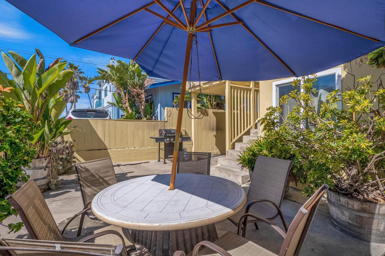 Mike's Place At The Beach *