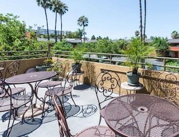 Hotel Ramada By Wyndham Near Seaworld / Mission San Diego