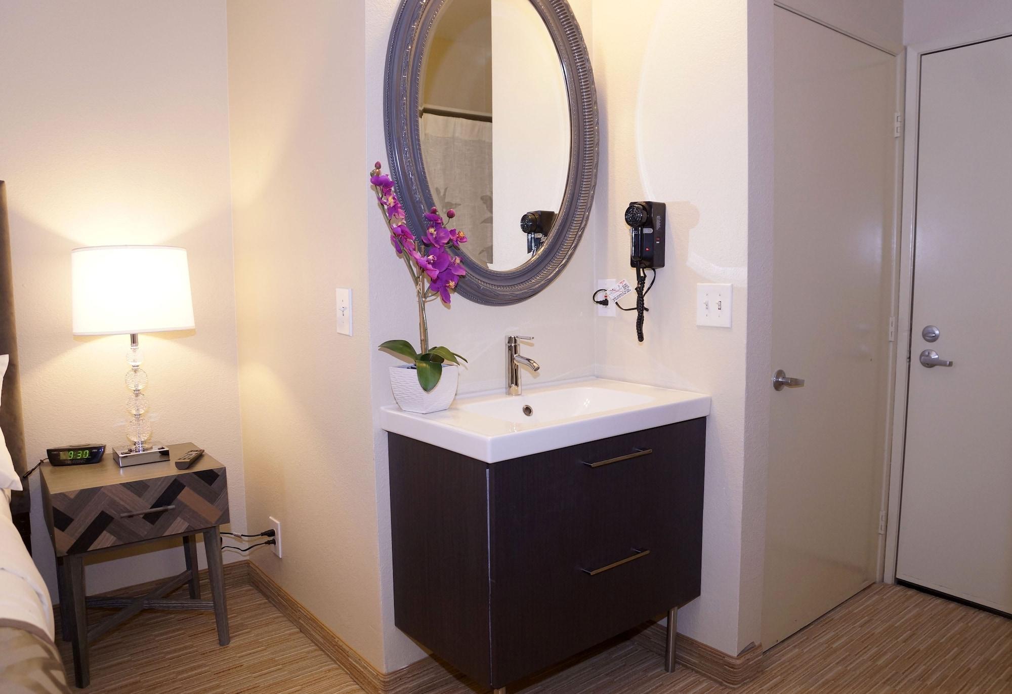 Urban Boutique Hotel- Little Italy, Downtown Hotel