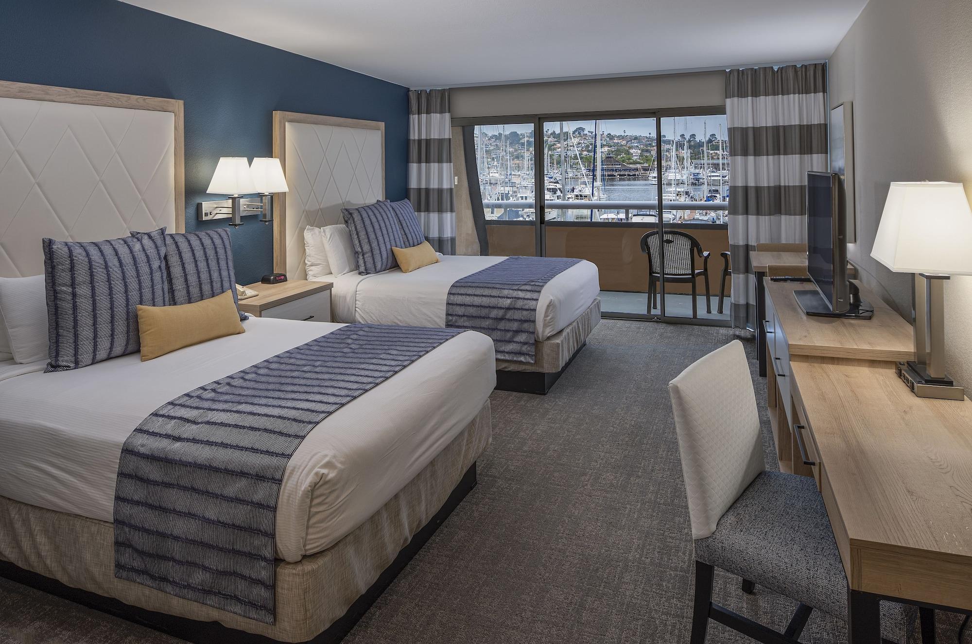 Hotel Bay Club And Marina 3*