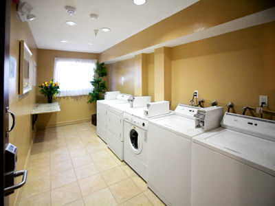 Express Airport-old Town By Ihg 2*