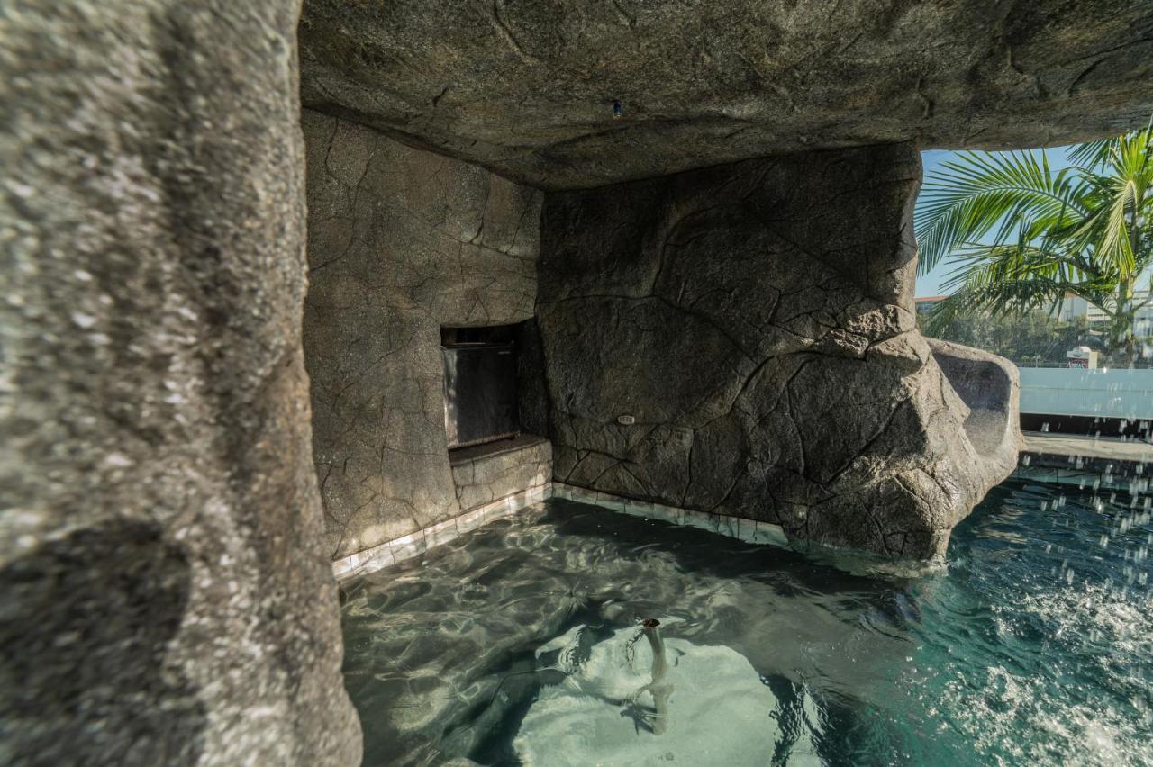 Holiday home New Modern Luxury Estate - Pool, Slide, Grotto San Diego