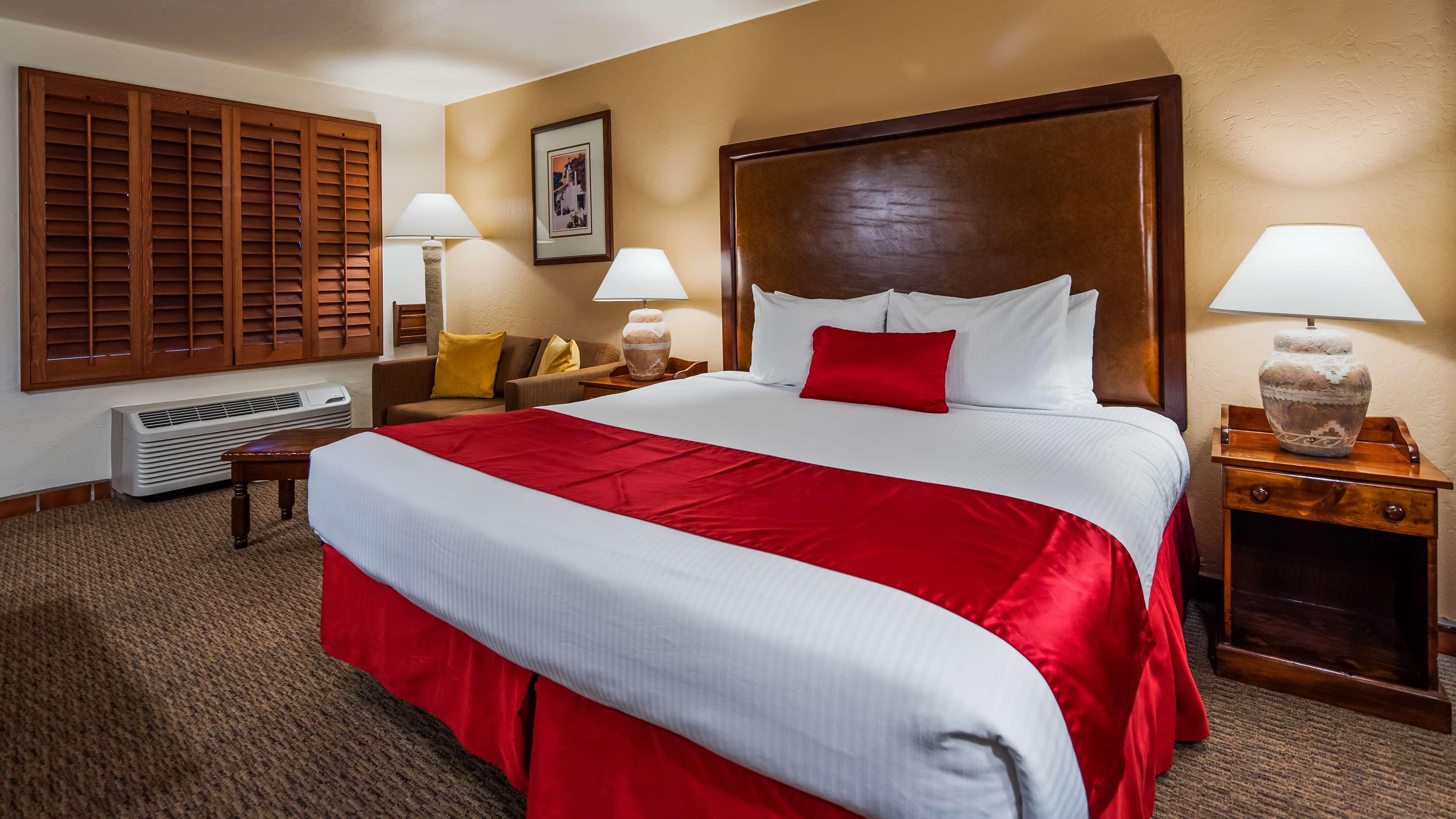 Western Hacienda Old Town Hotel 3*