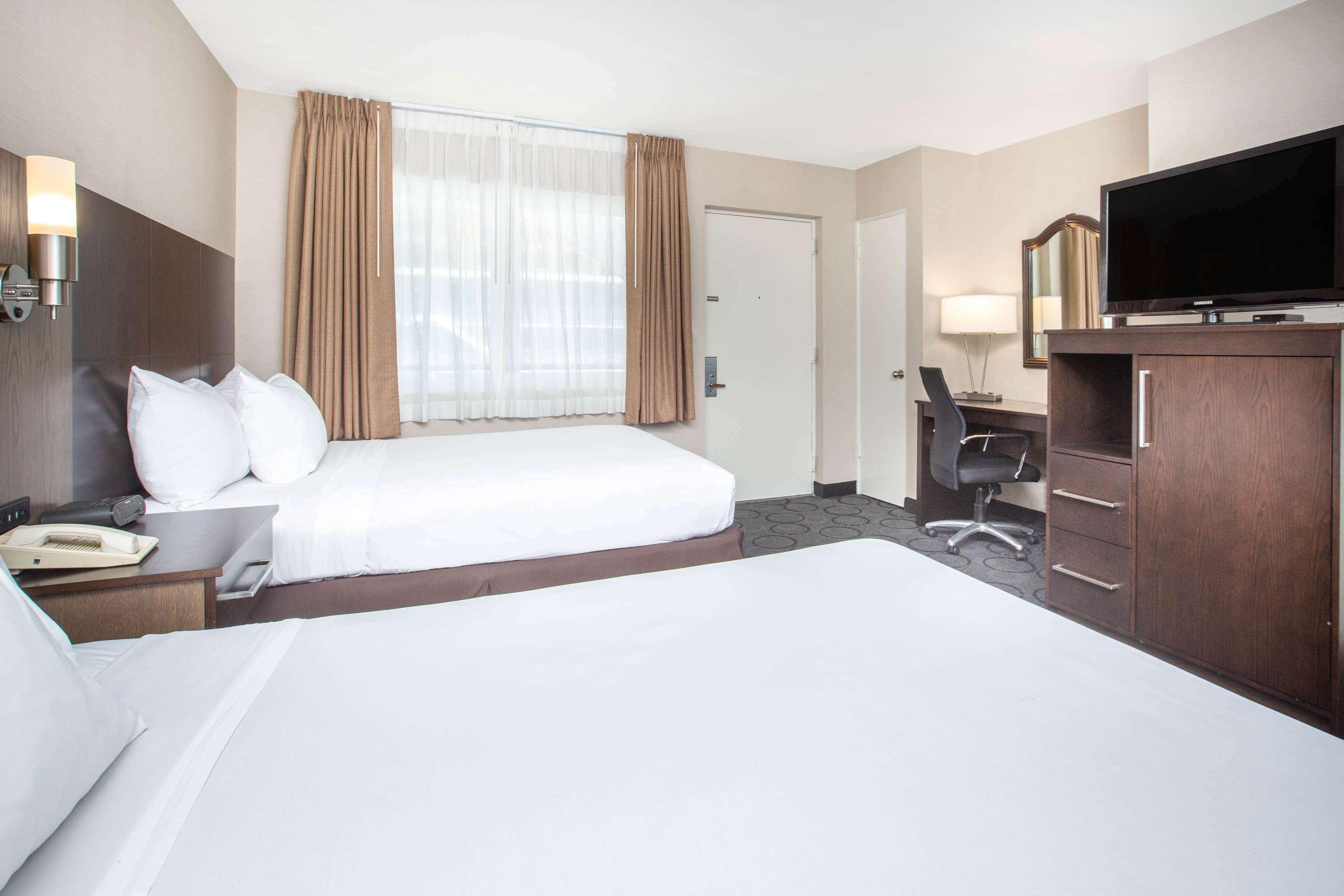 Baymont By Wyndham Downtown 2*