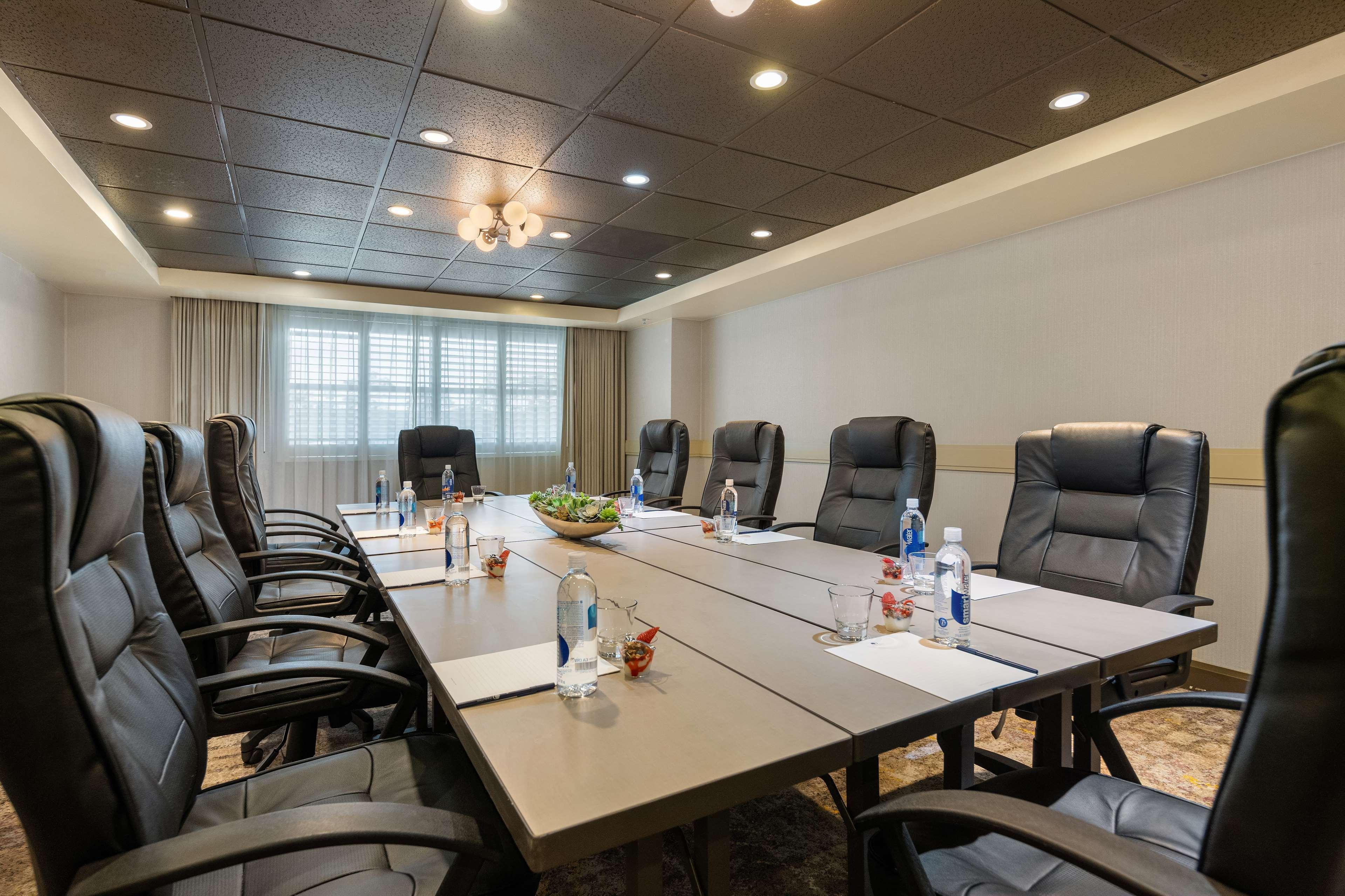 Doubletree By Hilton San Diego-mission Valley 4*