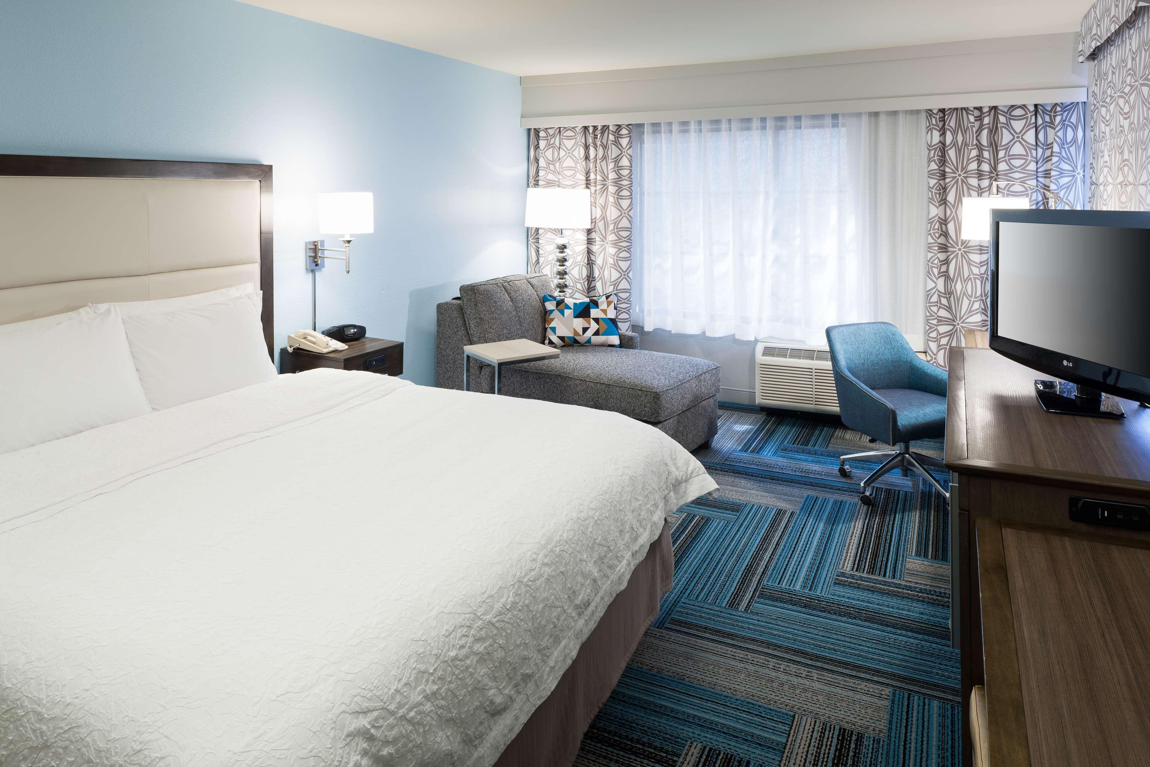 Hotel Hampton Downtown 3*