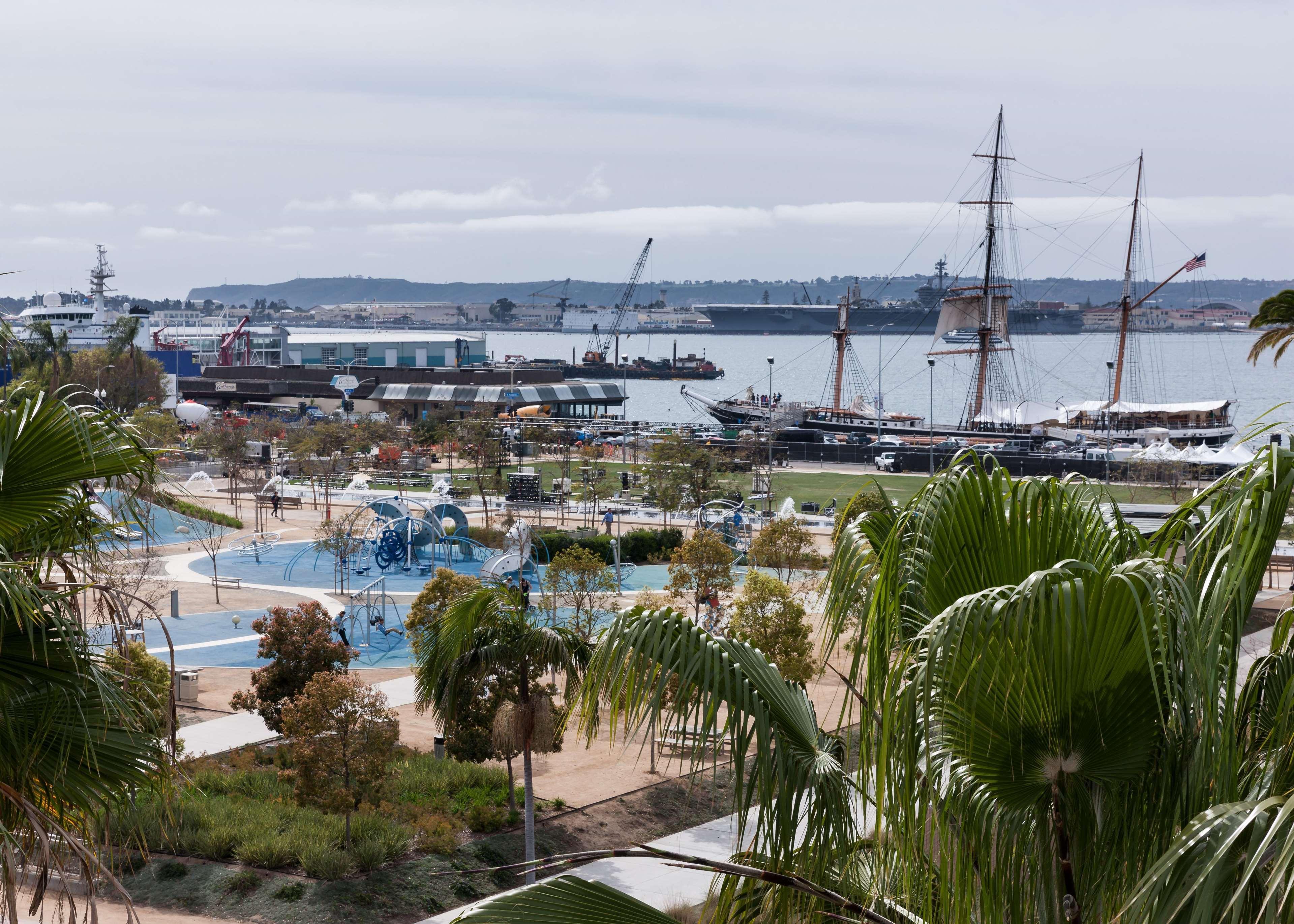 Hotel Hampton Downtown 3*