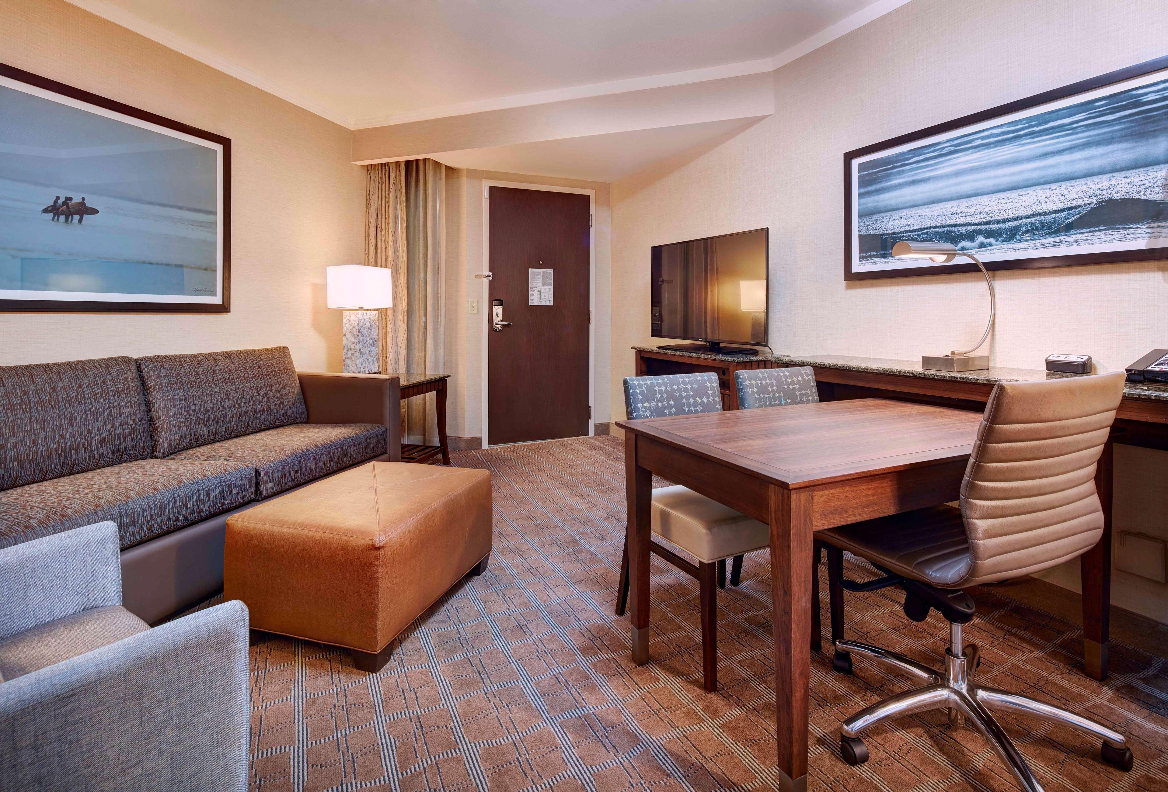 Hotel Embassy By Hilton La Jolla San Diego