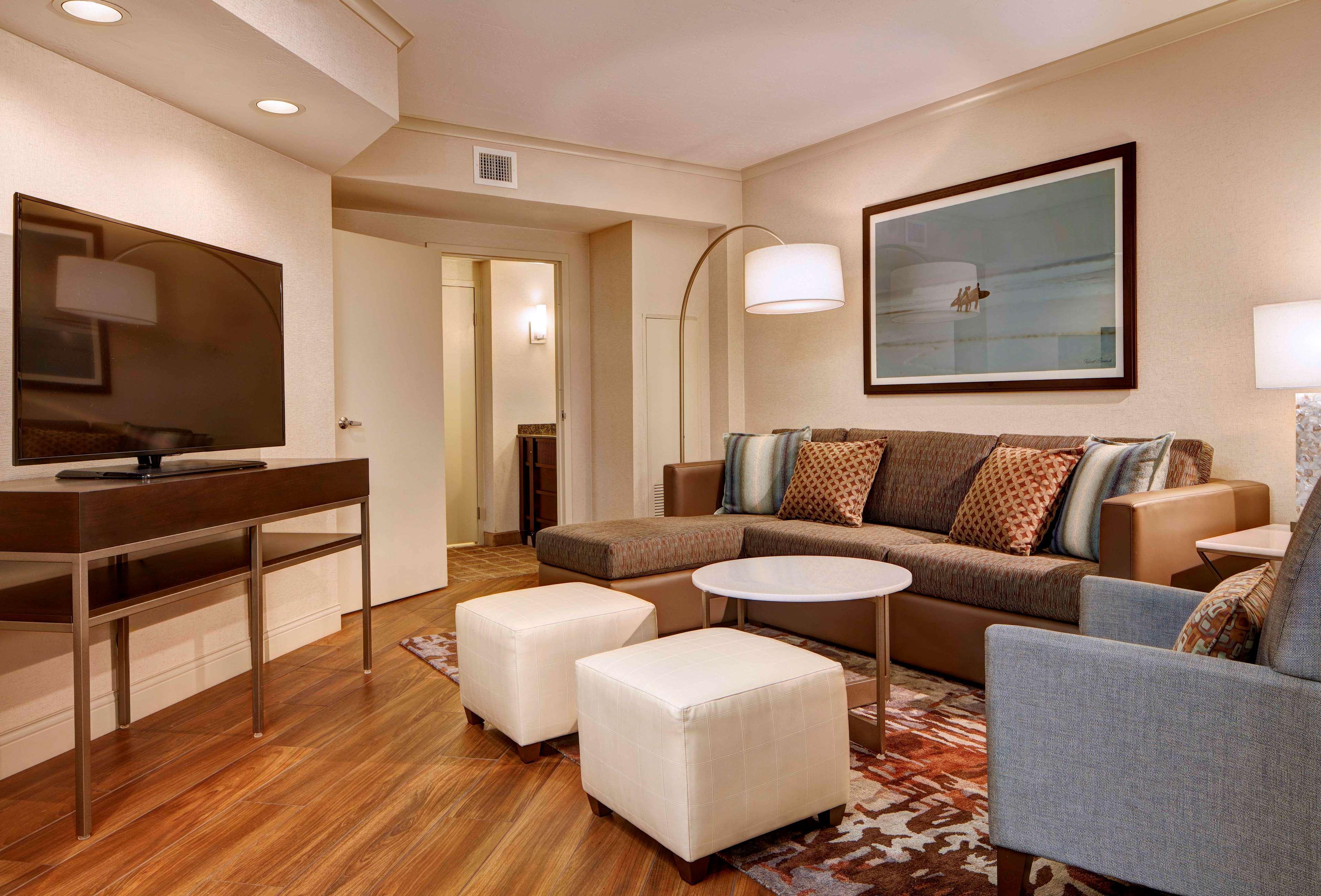 Hotel Embassy By Hilton La Jolla San Diego