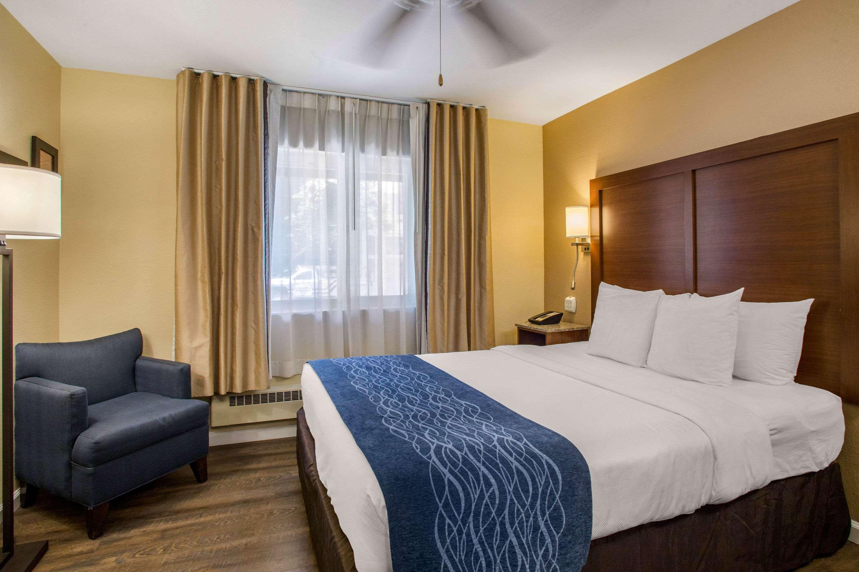 Comfort Gaslamp Convention Center 3*